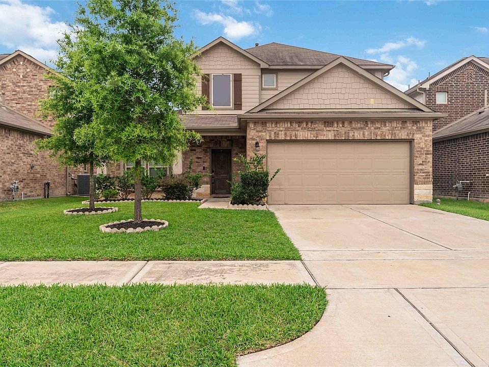 1st image of 7402 Cypress Shumard Oak Dr