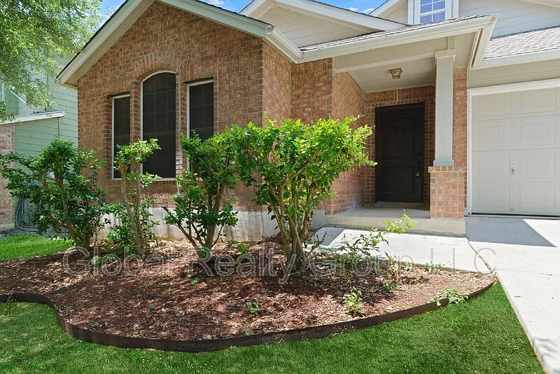 3 bed, 2.0 bath, 1549 sqft, $1,750 — Photo 4
