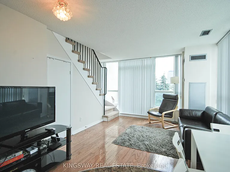 2585 Erin Centre Blvd #206 — Photo 3