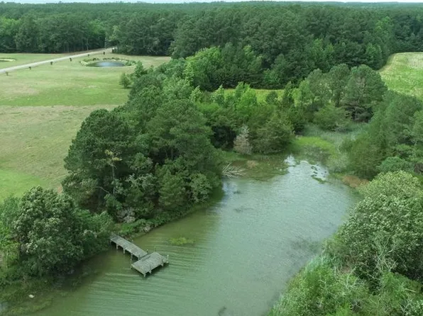 1 Port Scarburgh Ln #1, Onancock, VA 23417