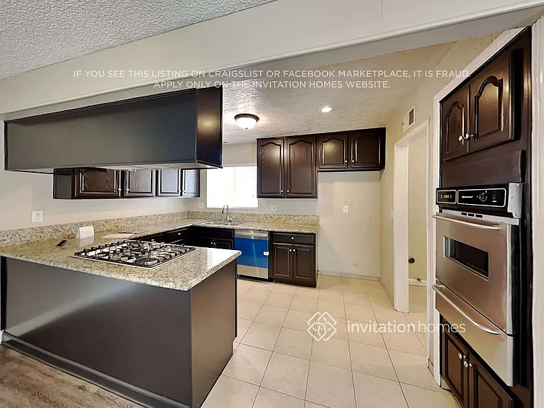 1406 E Elsmere Dr — Photo 8