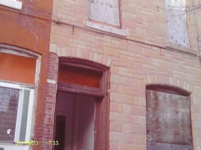 1st image of 2509 W Oxford St