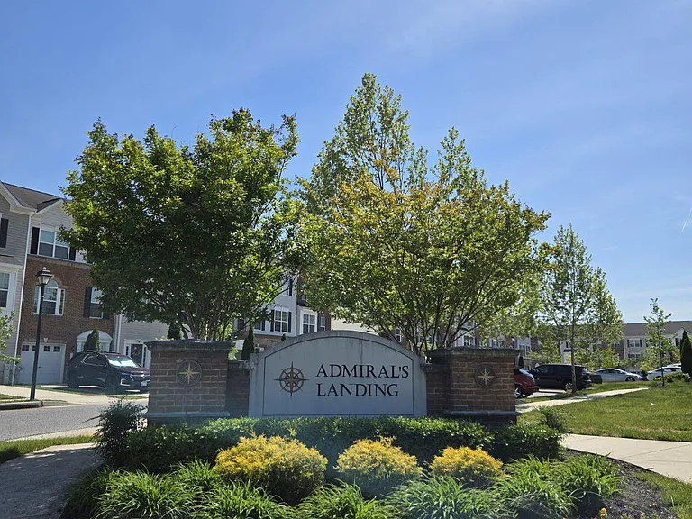 7720 Village Park Dr — Photo 43