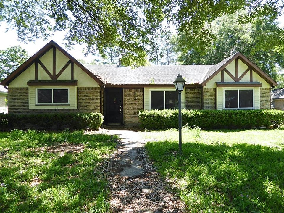 1st image of 15514 Canterbury Forest Dr