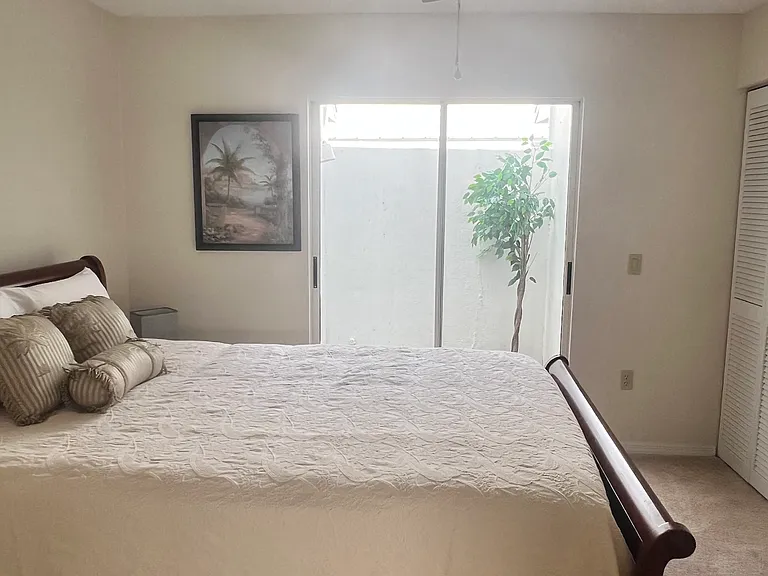 810 Harrington Lake Dr N #85 — Photo 2