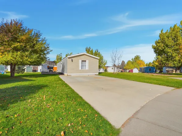 1013 Roughlock Ln, Spearfish, SD 57783