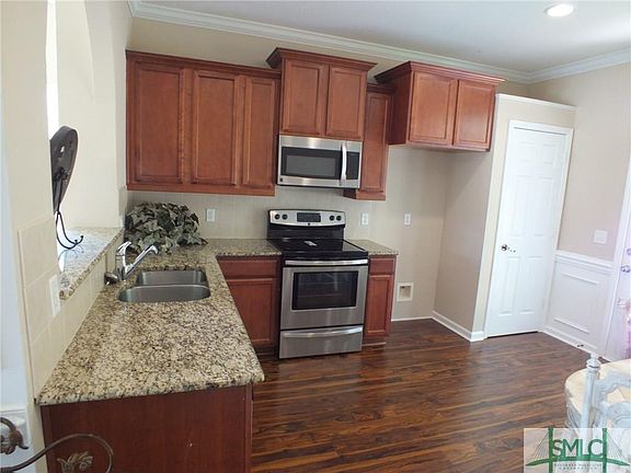 2nd image of 309 Brighton Woods Dr