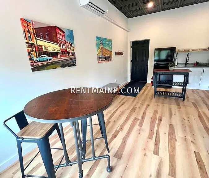 113 N Lancey St #204 — Photo 14