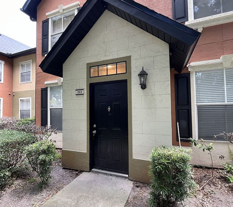 1st image of 5957 Westgate Dr APT 1912