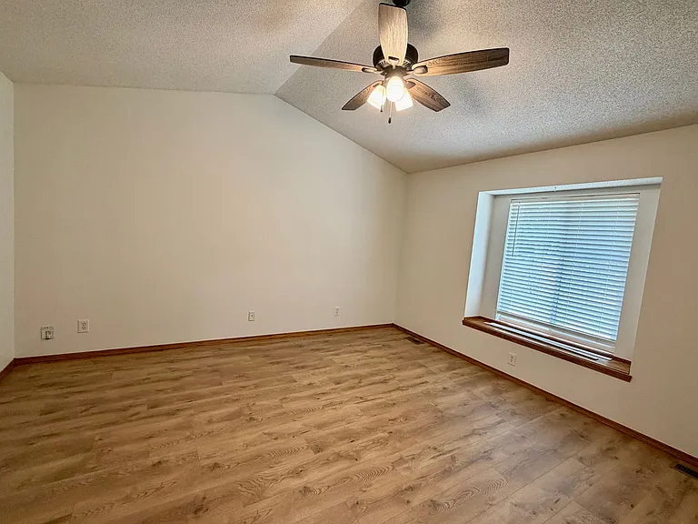 2315 N Brandon Cir — Photo 15