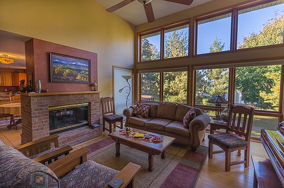 Floor to ceiling windows