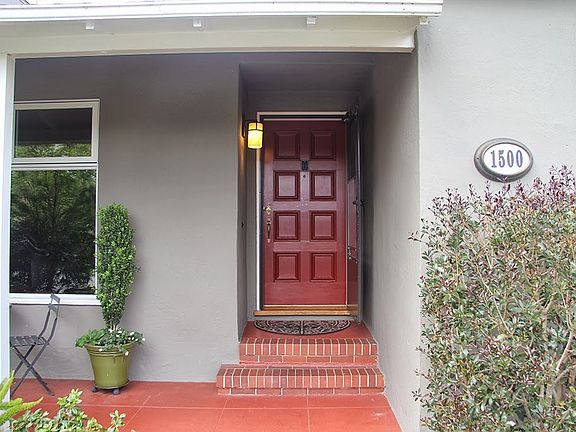 2nd image of 1500 Kalmia St