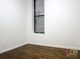 Rented by Next Door Realty NYC