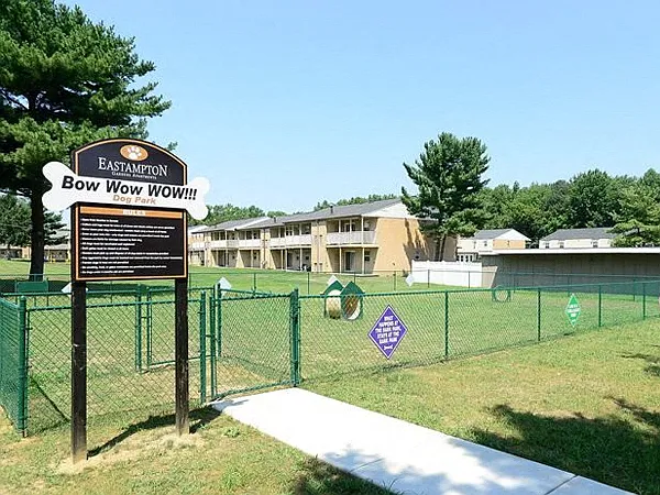 Eastampton Gardens Apartment Homes — Photo 20