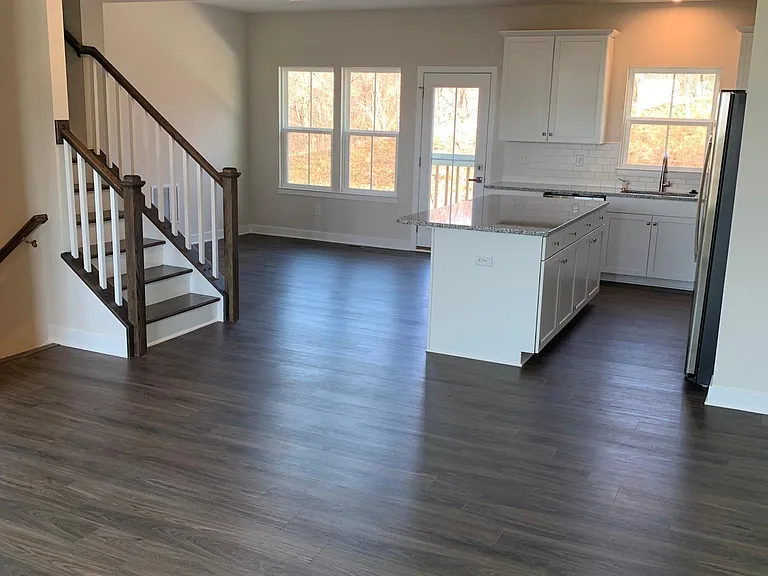 117 Moyer Hill Dr — Photo 2
