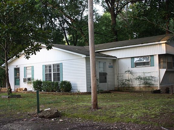 2nd image of 60 Jeff Davis Dr
