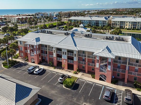 2nd image of 225 Atlantis Cir Unit 105