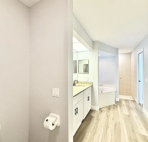 22148 Lockport Ave — Photo 58