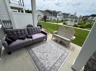 507 Pine Hills Pkwy, Manorville, NY 11949