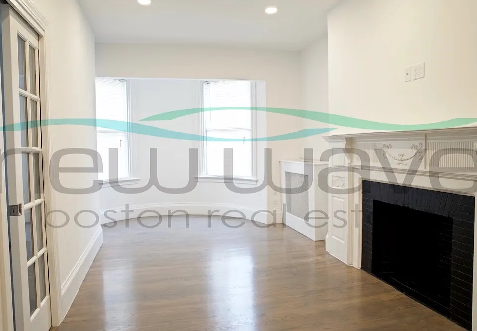 503 Beacon St #5