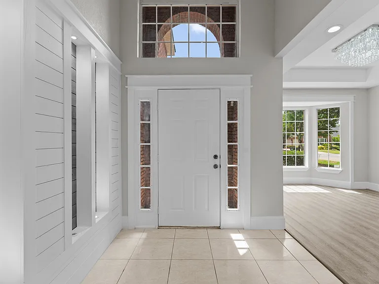 2407 Country Club Dr — Photo 30