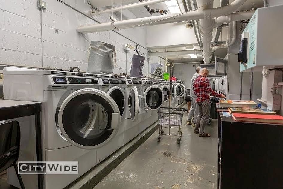1st image of 145 E 16th St #15X