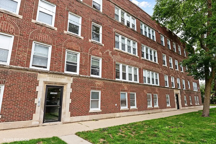 5348-56 N. Wolcott Ave. / 1903 W. Balmoral Ave. — Photo 2