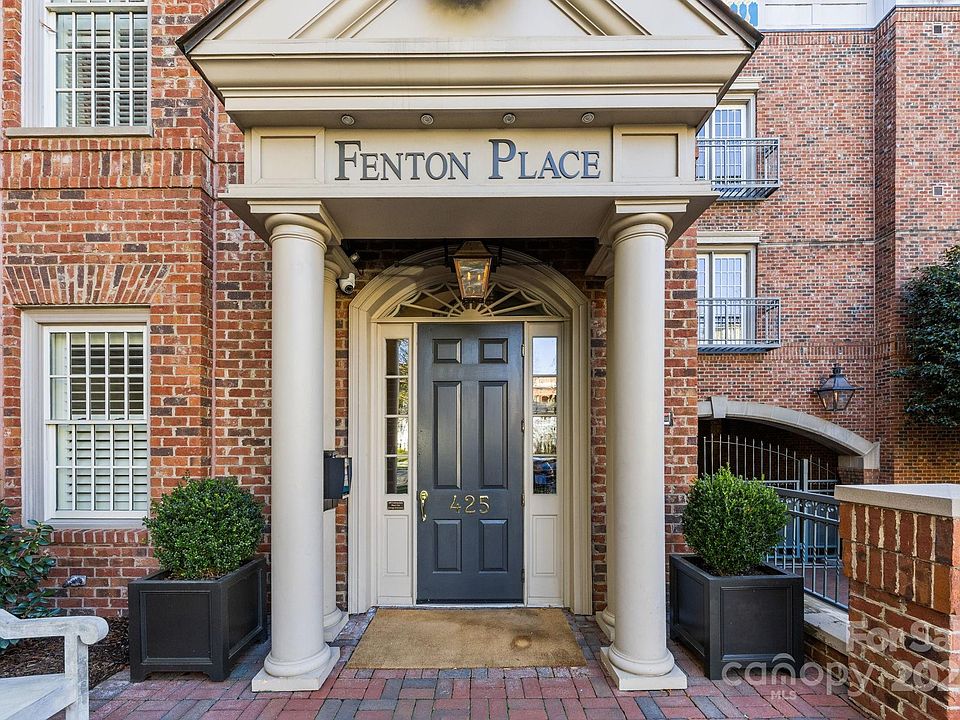 1st image of 477 Fenton Pl