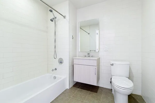 Rented by REAL New York | media 17