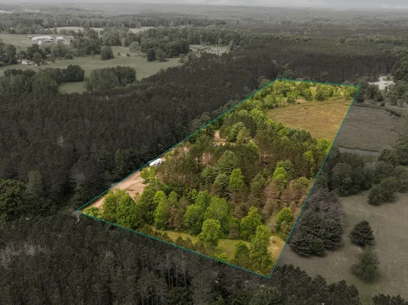 5744 Grand Kal Rd SW, Fife Lake, MI 49633