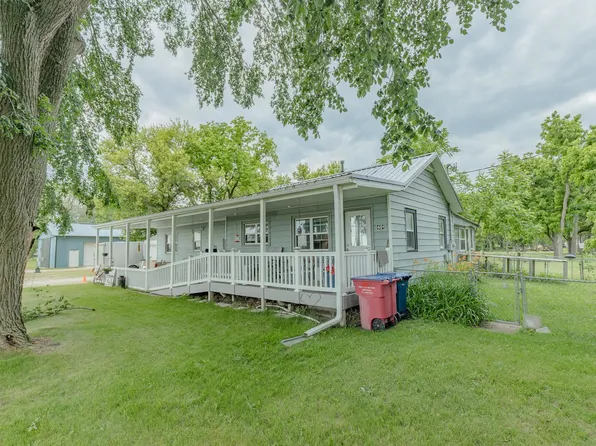 401 Main St, Fostoria, IA 51340