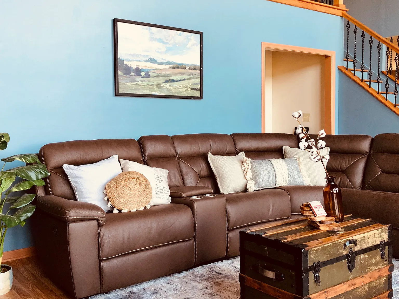 5 bed, $4,884 — Photo 3