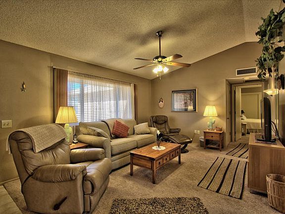 4th image of 12722 W Crystal Lake Dr