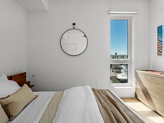 5th image of 1425 S Robertson Blvd #710
