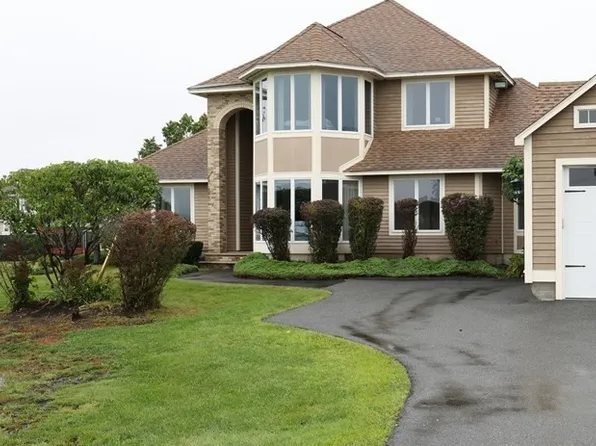 27 Beachview Ave, Saugus, MA 01906