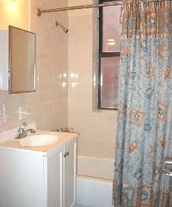 2nd image of 521 W 144th St #10