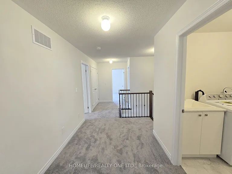 1493 Davis Loop S — Photo 33