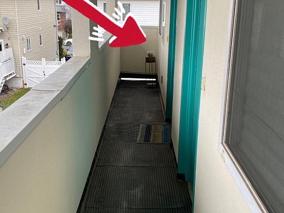4th image of 2971 Hylan Blvd