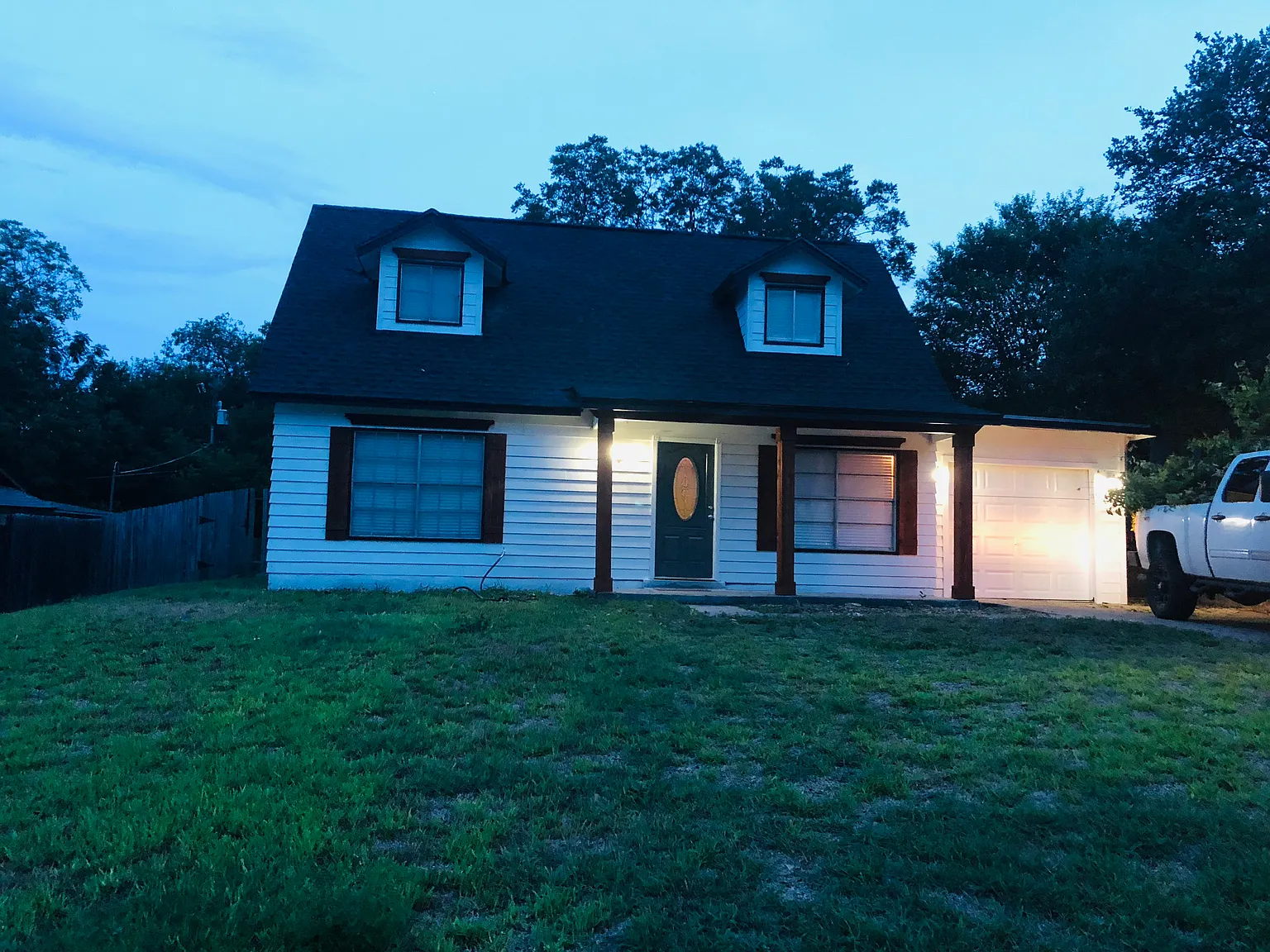 3 bed, 1284 sqft, $1,800 — Photo 2