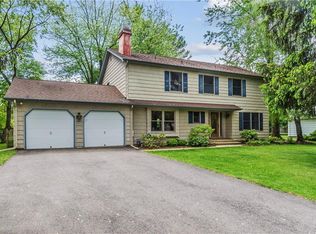 4 Spruce Ln, Princeton, NJ 08540