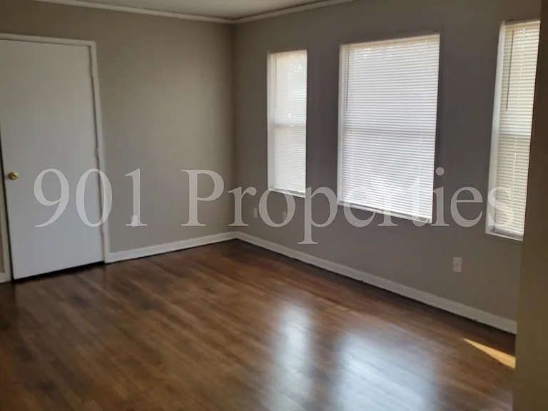 1730 Capri Rd — Photo 5