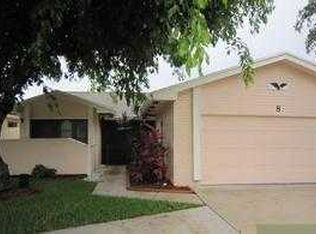 8 Islington Pl, Boynton Beach, FL 33426