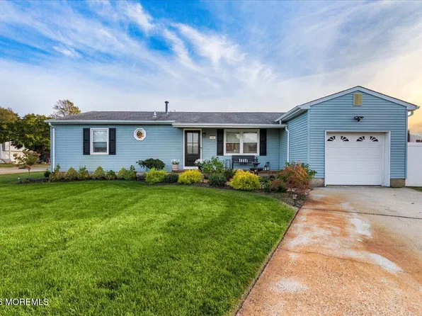 200 Princeton Court, Toms River, NJ 08753
