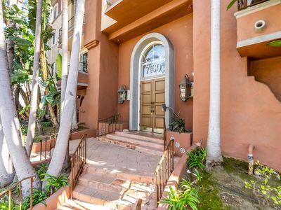 7100 La Tijera Blvd APT B102, Los Angeles, CA, 90045