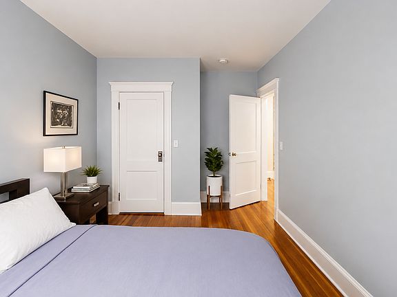 5th image of 91 Fuller St #1