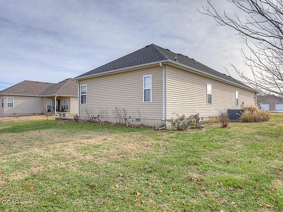 5th image of 1021 Copper Oaks Dr