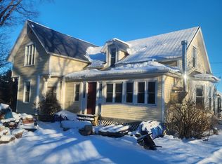 16 US Route 2 Highway, Grand Isle, VT 05458
