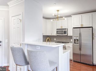 2101 N Monroe St APT 204, Arlington, VA 22207