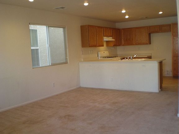 3rd image of 10335 Beautiful Fruit St