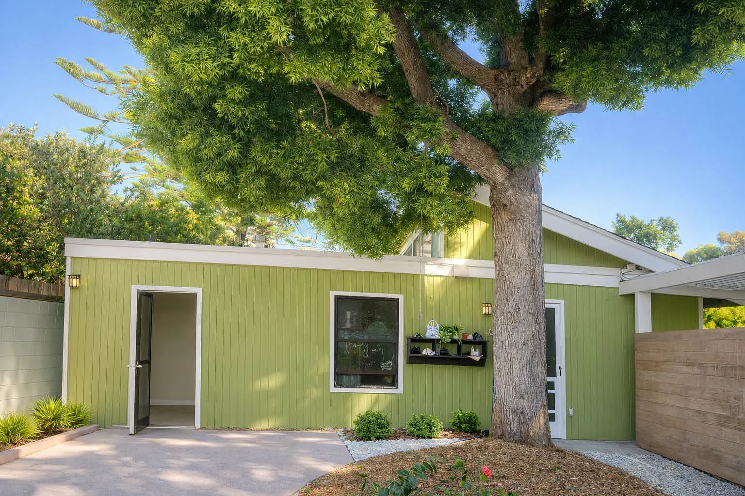 1 bed, 900 sqft, $3,500 — Photo 3